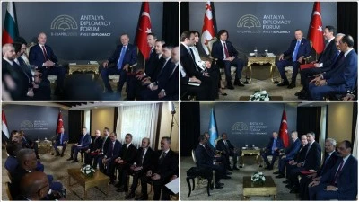 Bakan Bayraktar, ADF'de Bulgaristan, Sudan, Gürcistan ve Somali ile yatırım fırsatlarını değerlendirdi