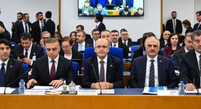 Bakan Şimşek: &ldquo;Vergisini zamanında &ouml;demeyeni &ouml;d&uuml;llendirecek bir d&uuml;zenlemeyi doğru bulmuyoruz&rdquo;