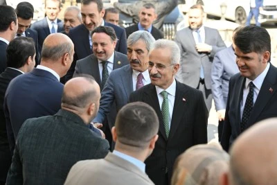 Bakan Uraloğlu Kilis&rsquo;te temaslarda bulundu