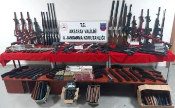Banyosundan cephanelik çıktı