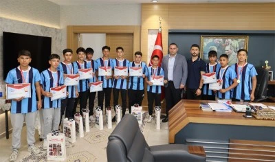 Başkan Bilecen, şampiyon sporcularla görüştü