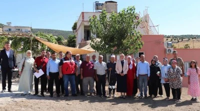 Bayan Kaymakamı Eğlen K&ouml;y&uuml;&rsquo;nde Vatandaşların Taleplerini Dinledi