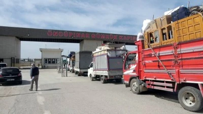Bayram öncesi Suriyelilerin ülkelerine dönüşü yoğunlaştı