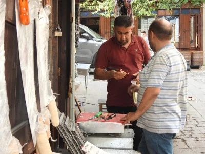 Bıçakçılar aralıksız mesai yapıyorlar