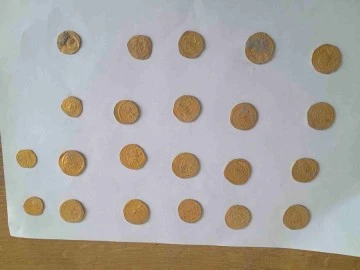 Bizans dönemine ait 22 sikke bulundu