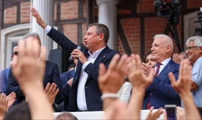 Bursa&rsquo;da rant zinciri iddiası: Sığınaklar daireye, parklar ticarethaneye &ccedil;evrilmiş