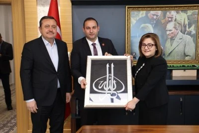 B&uuml;y&uuml;kşehir Belediye Başkanı Bilecen&rsquo;i ziyaret etti