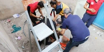 Cam silerken düşen kadın hayatını kaybetti