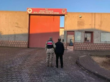 Cezaevi ziyaretinde yakalandı