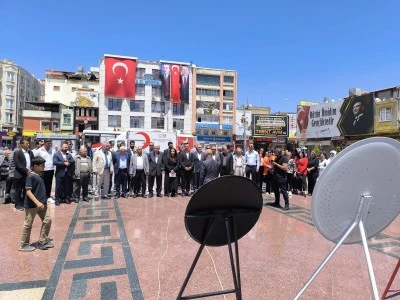 CHP&rsquo;den Cumhuriyet Meydanı&rsquo;nda Alternatif &Ccedil;elenk T&ouml;reni