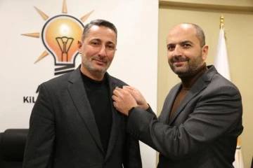 CHP'DEN İSTİFA EDEREK AK PARTİ'YE GEÇTİ!