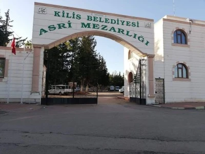 Cuma Namazını Kıldıktan Sonra Kilis Asri Mezarlığını Gezdik! 
