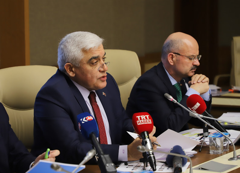 MİLLETVEKİLİ DÜLGER ÇARŞI VE MAHALLE BEKÇİLERİ İÇİN İÇİŞLERİ KOMİSYONUNDA KONUŞTU