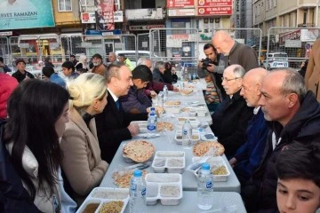 Deprem'den etkilenen Kilis'te İlk İftar