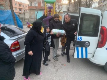 Deprem sonrasında Kilis Emniyeti tüm imkanları seferber etti