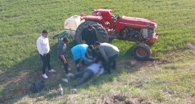 Devrilen traktörün altında kaldı, hastanede hayatını kaybetti