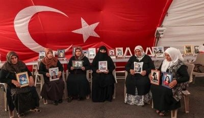 Diyarbakır anneleri, bir Anneler Günü'ne daha evlat hasretiyle giriyor