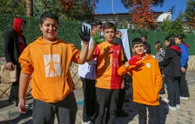 Diyarbakır'da &quot;Filistin için sen de iz bırak&quot; etkinliği düzenlendi