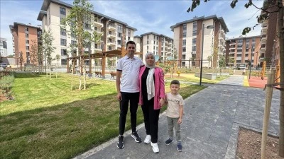 Ebrar Sitesi'nde yaşam yeniden başladı