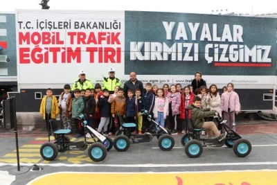 Eğitim Tırı Kilis`e geldi