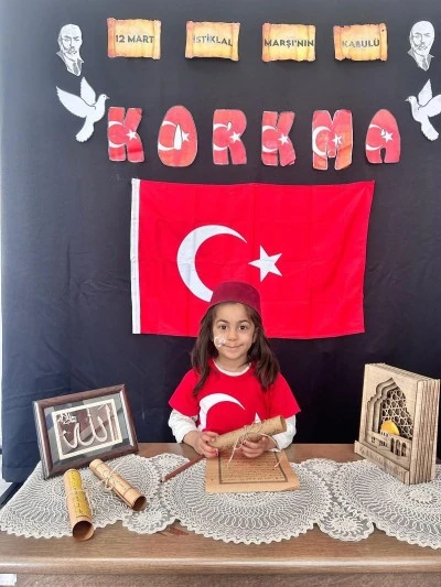 Elbeyli&rsquo;de Miniklerden İstiklal Marşı Coşkusu