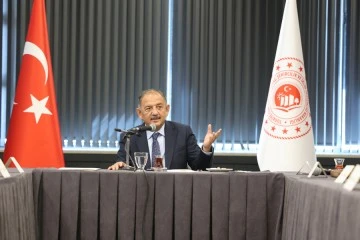 “Elimiz, emeğimiz deprem bölgesinde”