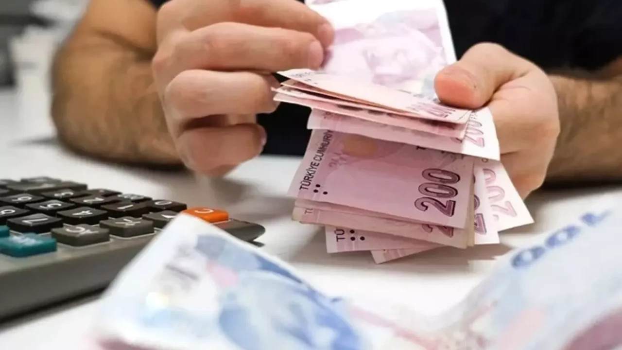 Emeklilere Sevindirici Haber: 30 Bin TL Zam Geldi
