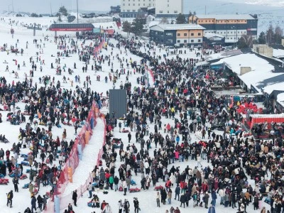Erciyes Kayak Merkezi her yıl ziyaret&ccedil;i rekorunu tazeliyor