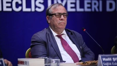 Eski sağlık bakanıydı; vefat etti