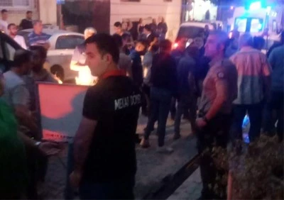 Esnafların kavgası kanlı bitti!