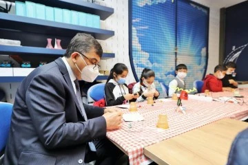 FADILOĞLU, BİLİM ŞENLİKLERİNDE ÖĞRENCİLER İLE BİR ARAYA GELDİ