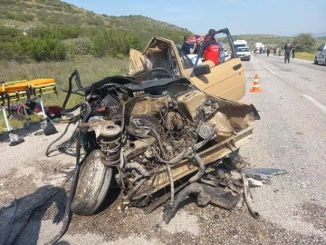 Feci kaza: Anne ve oğlu hayatını kaybetti, baba ağır yaralı