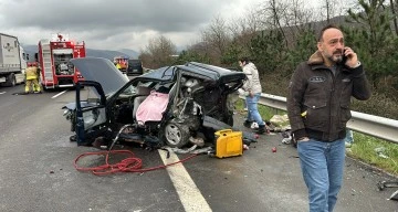 Feci kazada bir aile yok oldu!