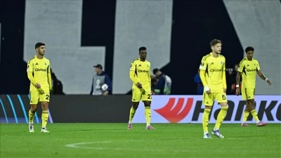 Fenerbahçe UEFA Avrupa Ligi'ne kötü başladı