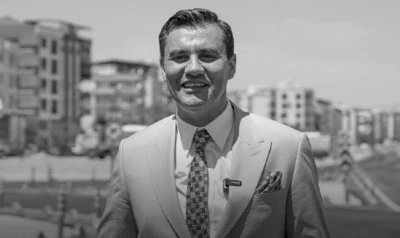  Ferdi Zeyrek için belediye önünde tören düzenlendi 