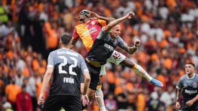 Galatasaray, 3 puanı 3 golle aldı