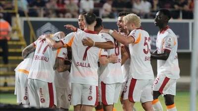 Galatasaray, 7'de 7 yaptı