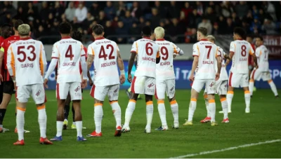 Galatasaray&rsquo;dan Kritik 3 Puan: Derbi &Ouml;ncesi Fark 4&rsquo;e &Ccedil;ıktı