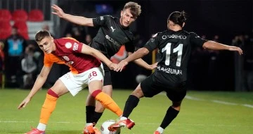 Galatasaray hata yapmadı! Zirveye yeniden yerleşti