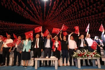Gazi şehir, 15 Temmuz’da yine tek yürek oldu