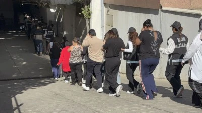 Gaziantep Merkezli D&ouml;viz Ka&ccedil;ak&ccedil;ılığına Y&ouml;nelik Operasyonda 6 Zanlı Tutuklandı