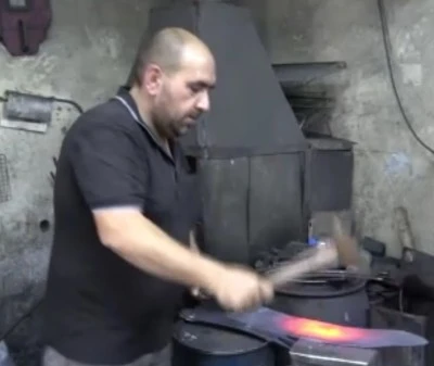 Gaziantep’te İnsan Boyunda Et Satırı Yaptı: 60 Bin Liraya Alıcısını Bekliyor
