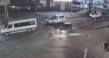 GAZİANTEP’TE KAZALAR KAMERALARA YANSIDI
