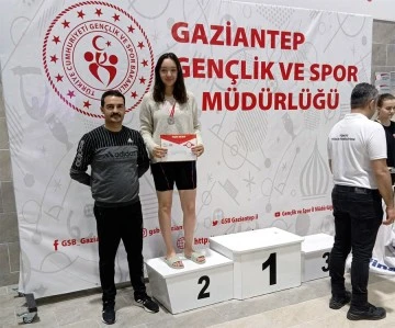 Genç Yüzücüler başarıyı yakaladı