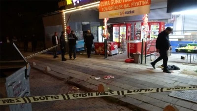 Gençlerin kavgası kanlı bitti!