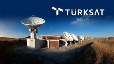 G&ouml;ky&uuml;z&uuml;nde T&Uuml;RKSAT Devrimi Yerli internet