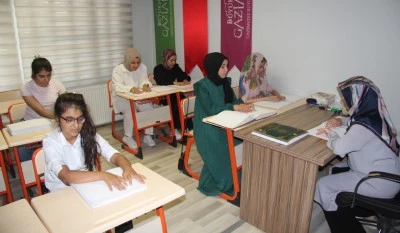 Görme engelli öğrenciler, Kur'an-ı Kerim okumanın mutluluğunu yaşıyor