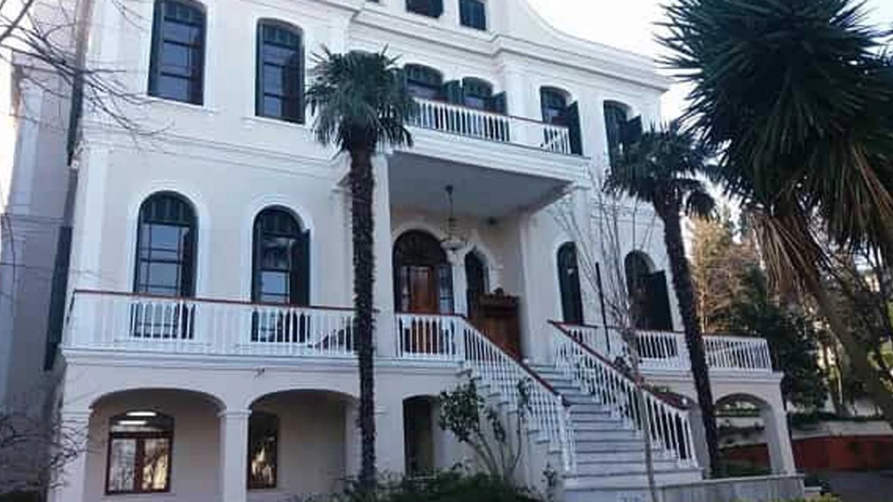 Adalar Adliyesi’nde skandal! Silahlar ÇALINDI