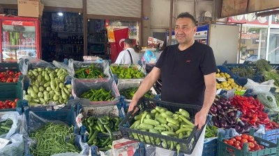 Kilis&rsquo;te Şıhılmahşe ve Dolmanın Vazge&ccedil;ilmezi Tezg&acirc;hlarda kilosu 100 TL,