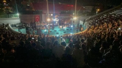 Kilis&rsquo;te Arabesk R&uuml;zg&acirc;rı Esti